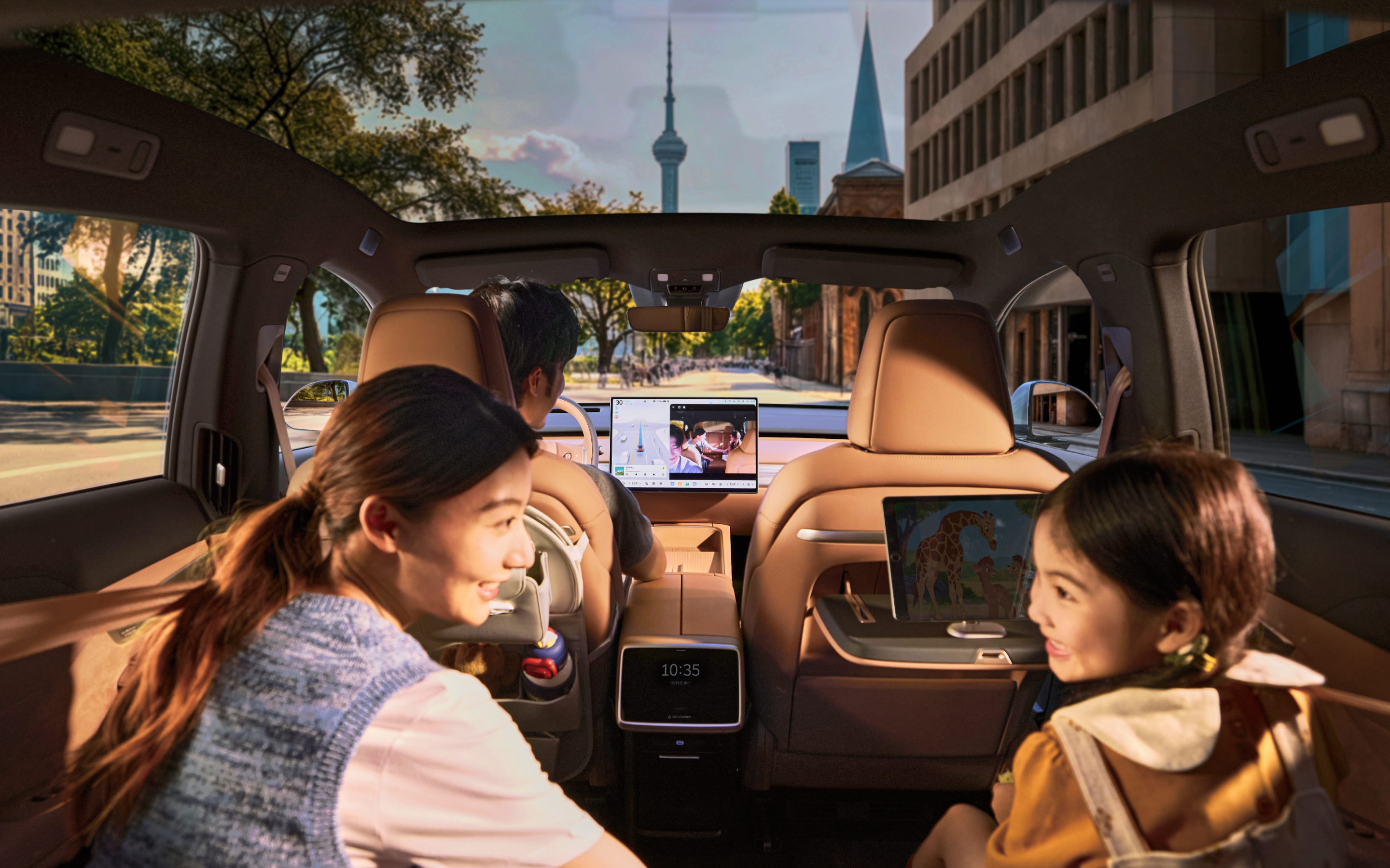 1.9m² 超大全景天幕 1.9m² 超大全景天幕