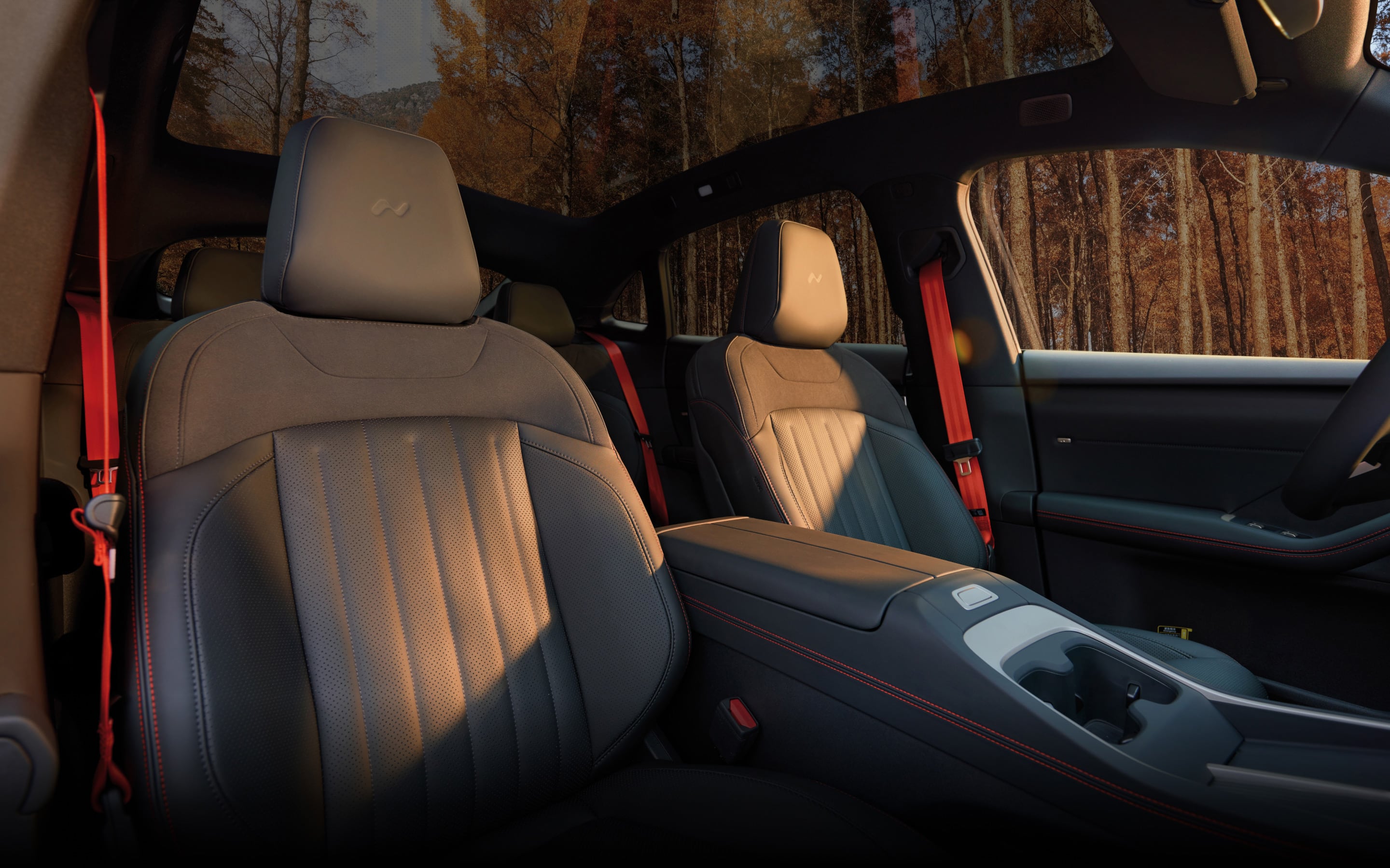 专属黑骑士主题内饰 专属黑骑士主题内饰