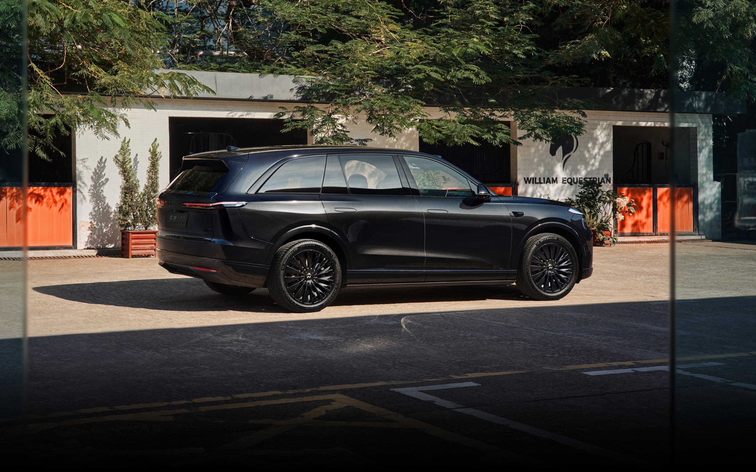 黑骑士曜黑设计元素